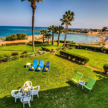 Beachfront Trident Protaras Exteriér fotografie
