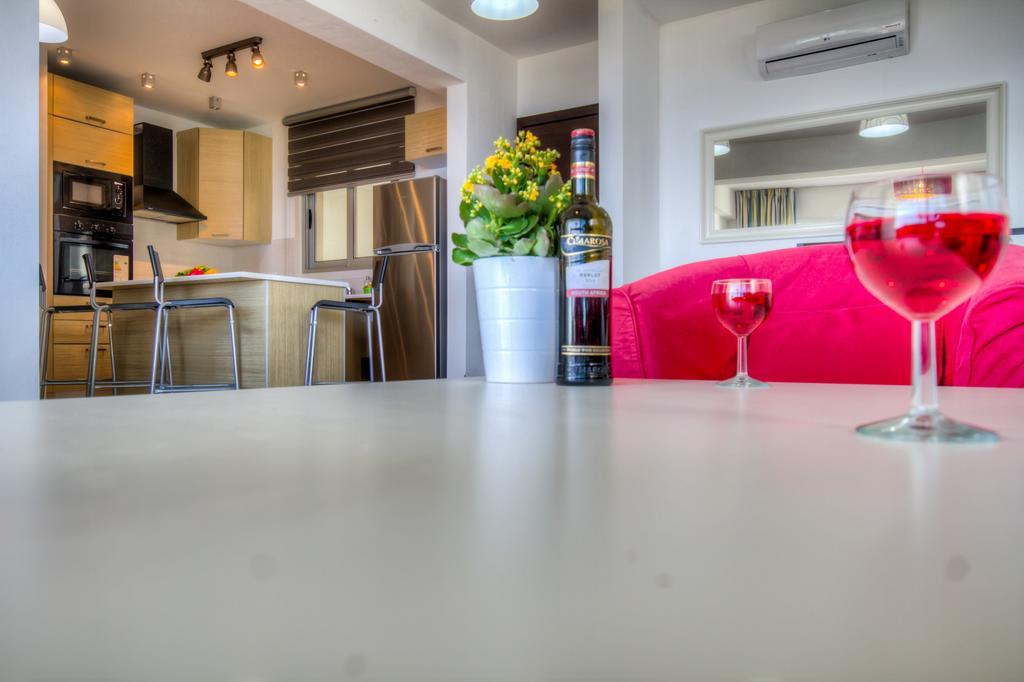 Beachfront Trident Protaras Exteriér fotografie