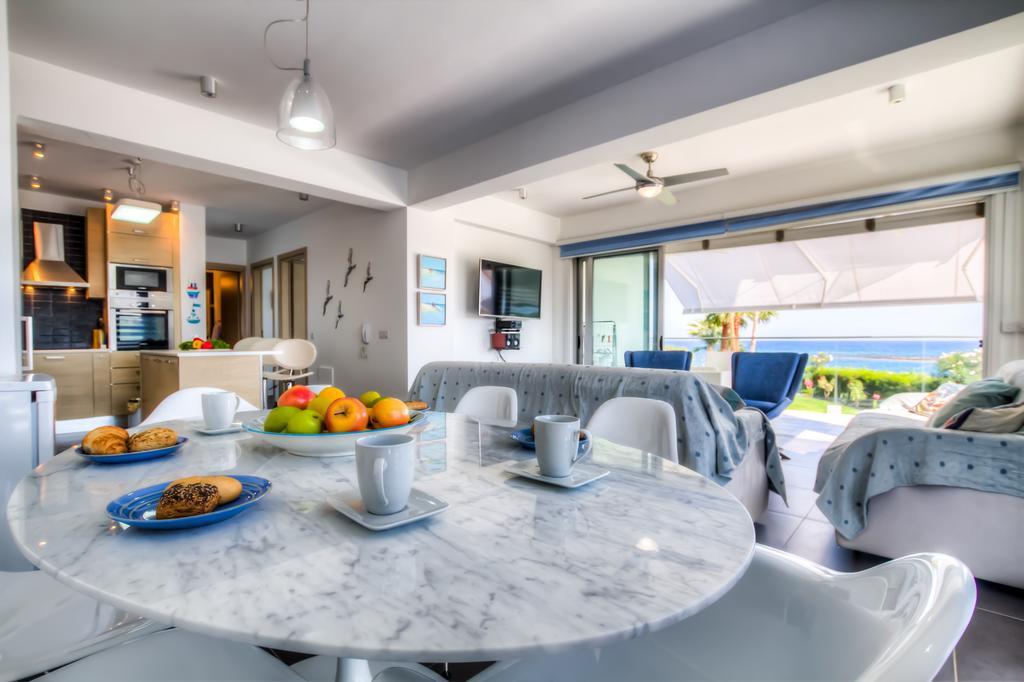 Beachfront Trident Protaras Exteriér fotografie